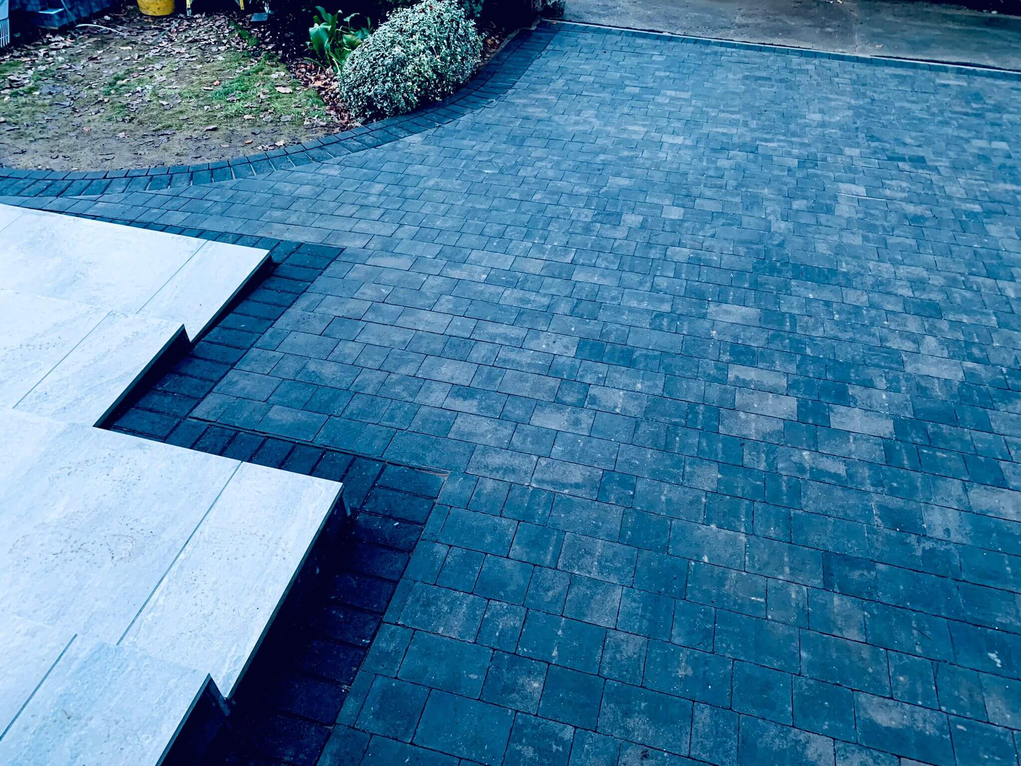 DW Construction and Landscape Ltd